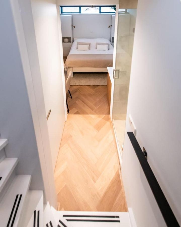Ferienwohnung Beautiful Amstel Houseboat Amsterdam Exterior foto