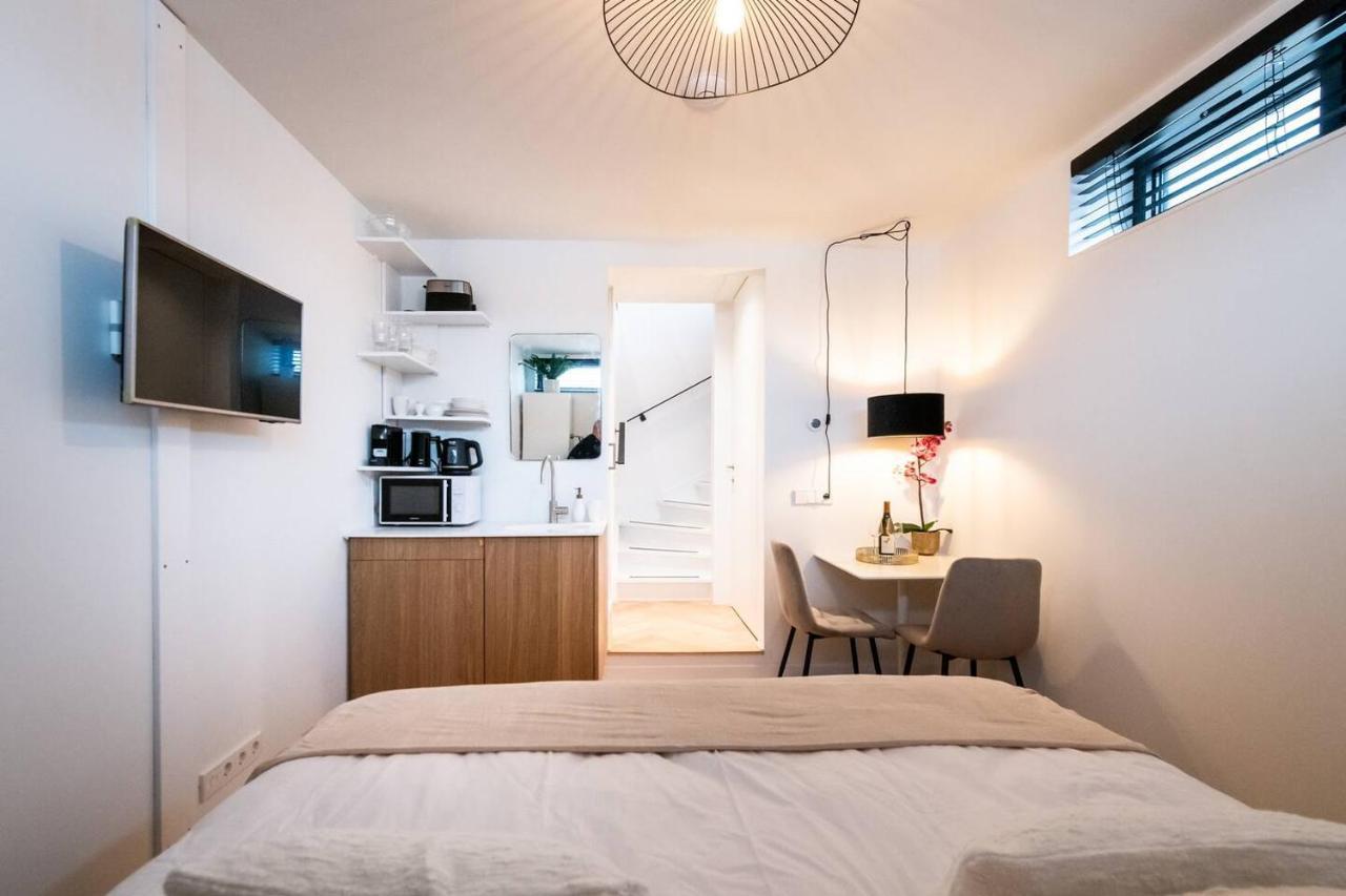 Ferienwohnung Beautiful Amstel Houseboat Amsterdam Exterior foto